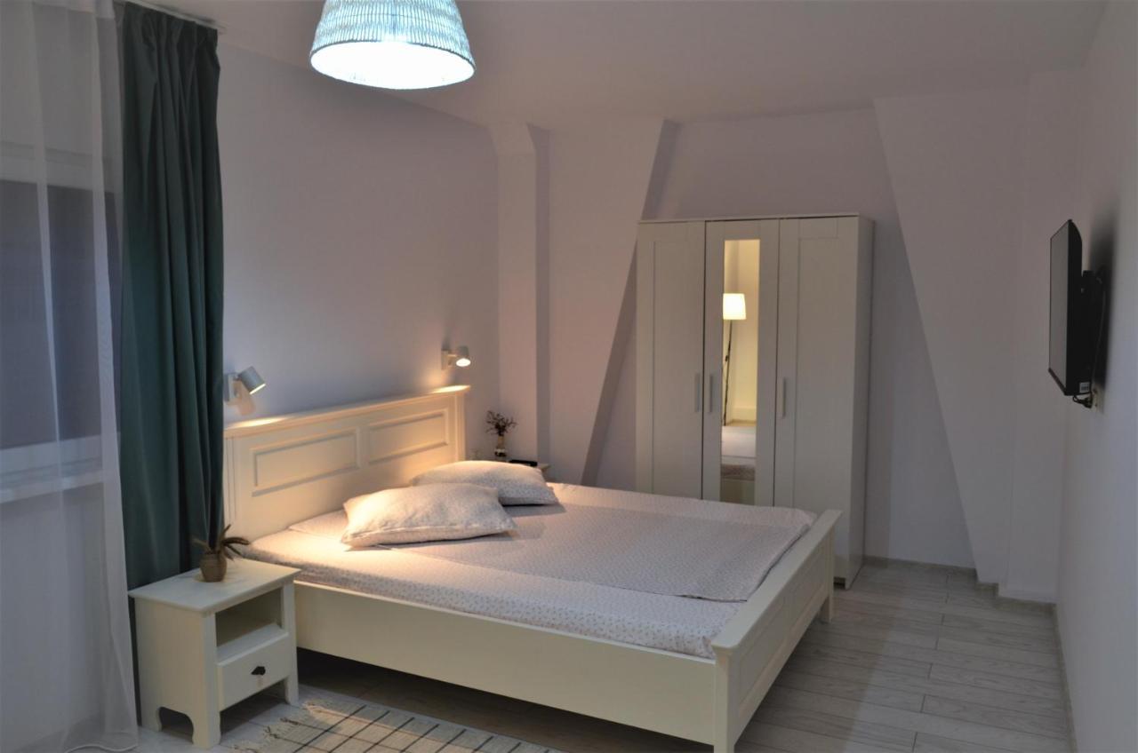 Casa Calin Hotel Crisan  Exterior photo